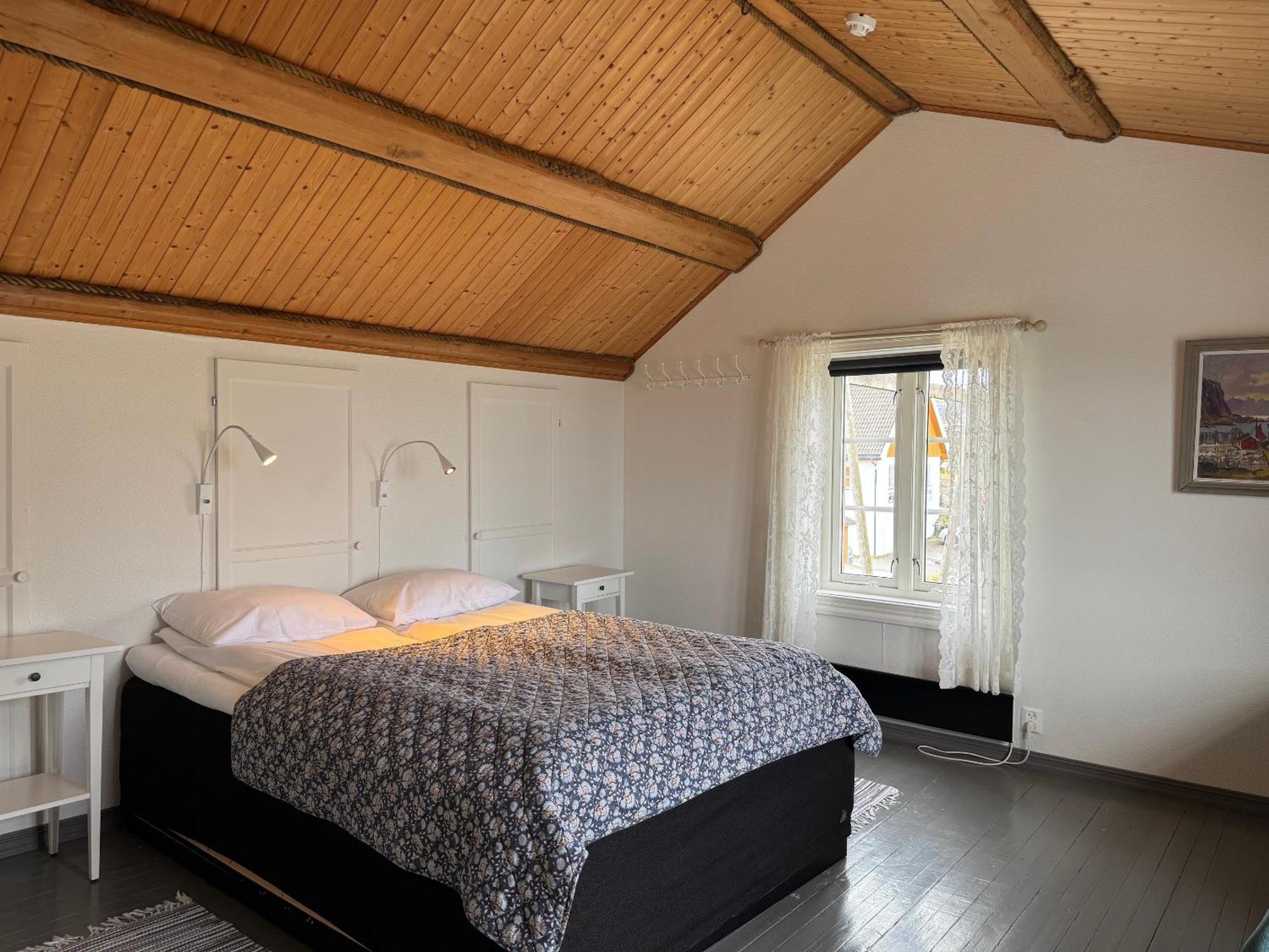 Sakrisoy Rorbuer Hotel Reine Kültér fotó